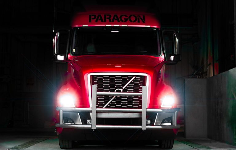 Paragon Freight Inc semi truck on the road - dry van transportation